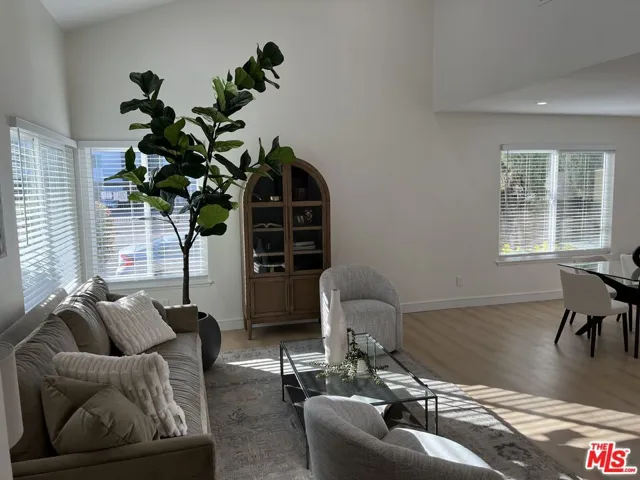 20657 Septo Street, Chatsworth, California 91311