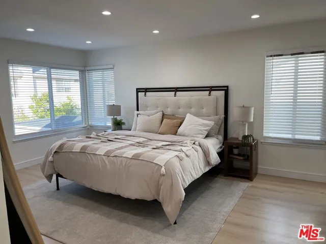20657 Septo Street, Chatsworth, California 91311