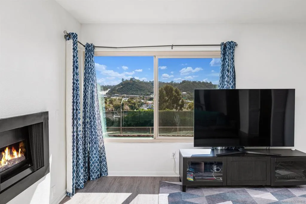 10425 Caminito Cuervo 217, San Diego, California 92108 home-pic-7