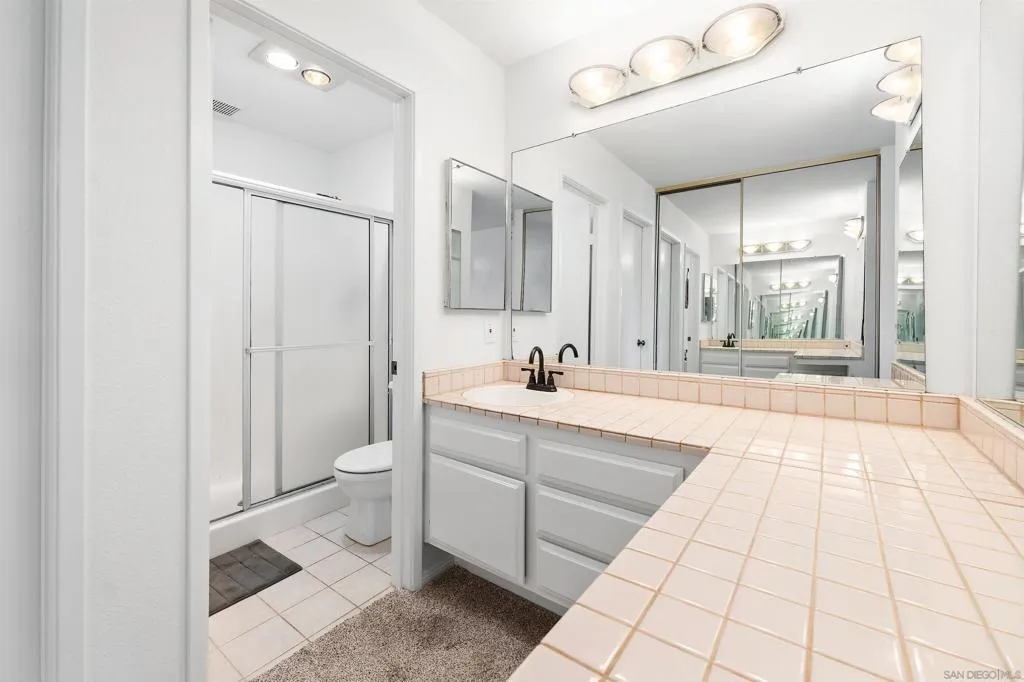 10425 Caminito Cuervo 217, San Diego, California 92108 home-pic-24
