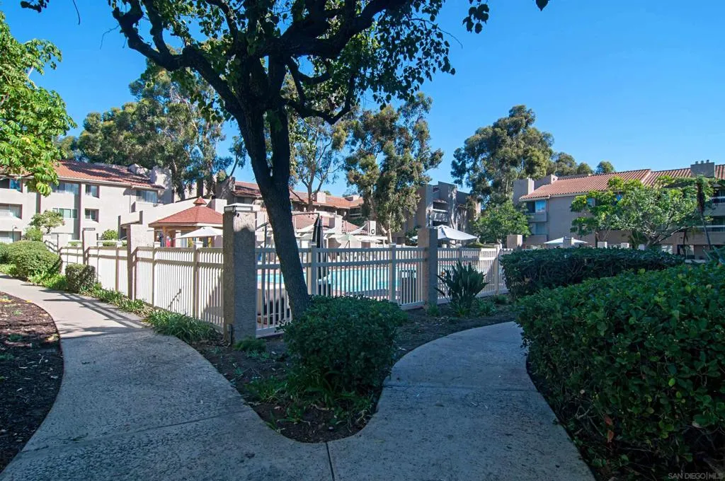 10425 Caminito Cuervo 217, San Diego, California 92108 home-pic-49
