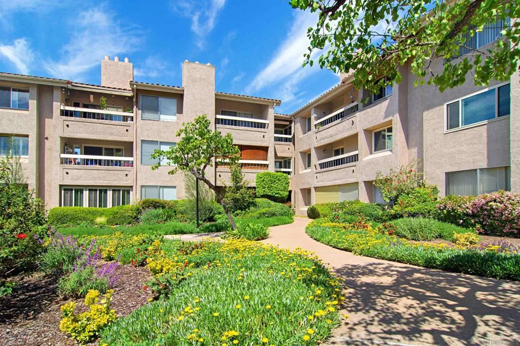 10425 Caminito Cuervo 217, San Diego, California 92108 home-pic-37