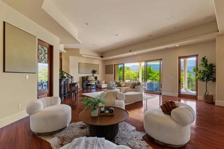 24570 Ruth Lee Court, Los Altos, California 94024