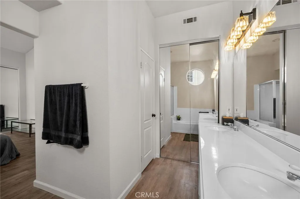 8087 E Santo Court, Anaheim, California 92808 home-pic-21