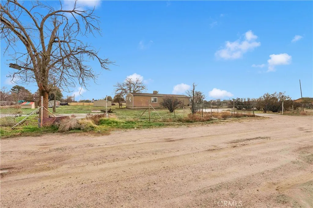 9175 E Avenue S4, Littlerock, California 93543 home-pic-31