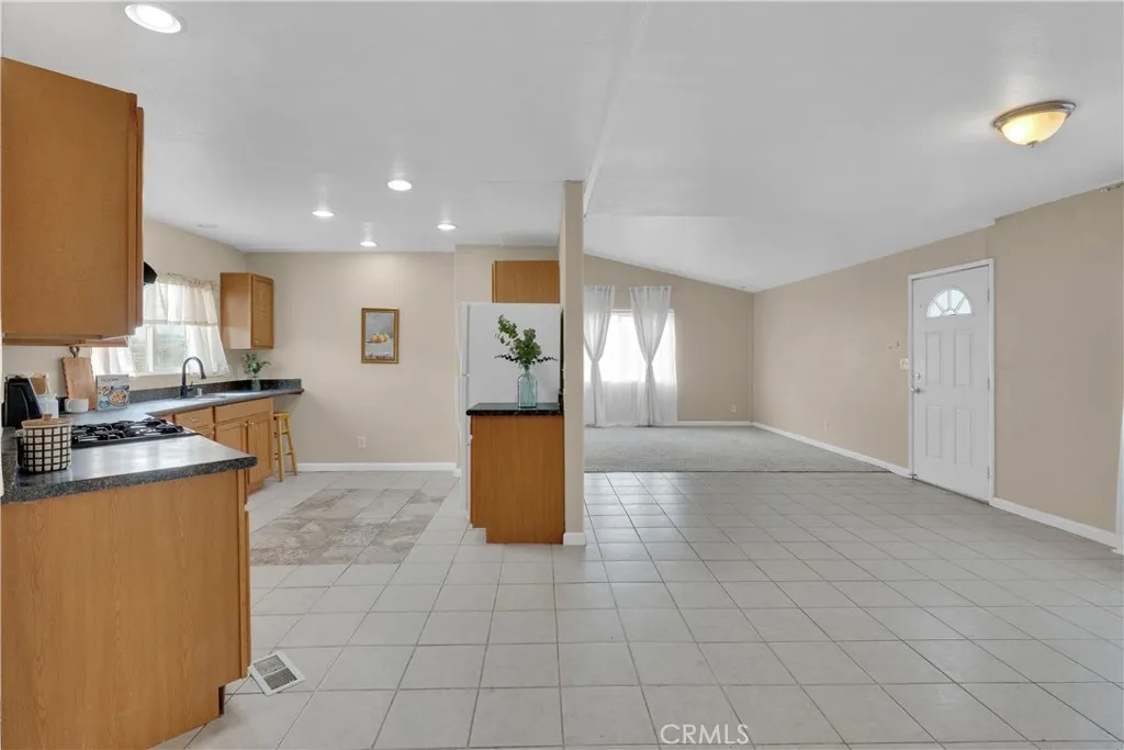 9175 E Avenue S4, Littlerock, California 93543 home-pic-3