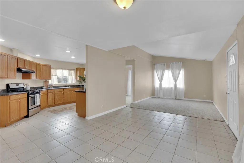 9175 E Avenue S4, Littlerock, California 93543 home-pic-2