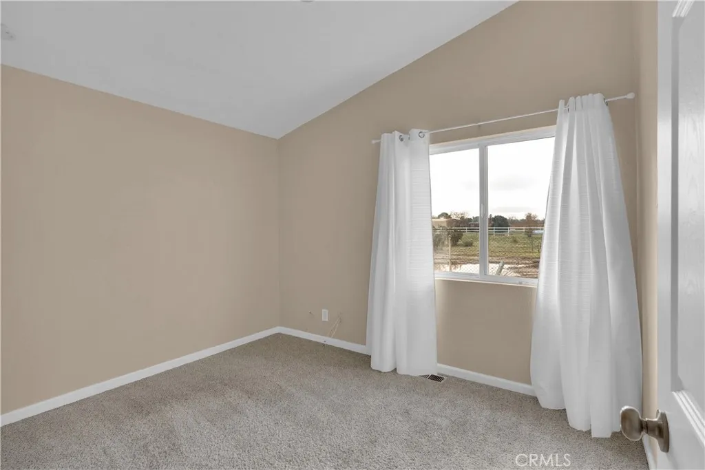 9175 E Avenue S4, Littlerock, California 93543 home-pic-10