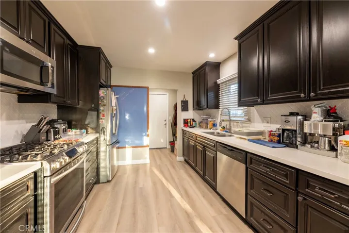 4524 7th Avenue, Los Angeles, California 90043