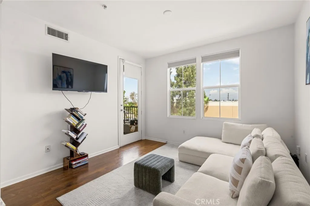 1801 E Katella Avenue 3071, Anaheim, California 92805 home-pic-8