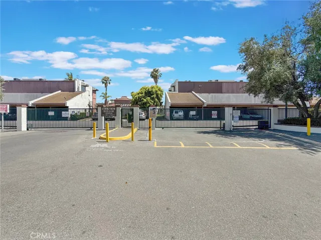 Gated Entrance 1124 S Citron St, #85 Anaheim, CA 92805