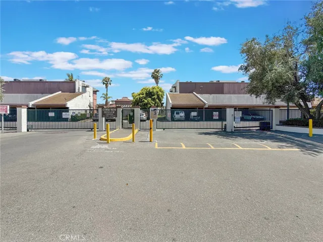 Gated Entrance - 1124 S Citron Unit#85, Anaheim