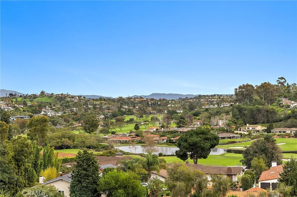 30902 Clubhouse Drive 23f, Laguna Niguel, California 92677 home-pic-1
