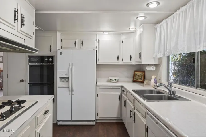 161 Kitchen