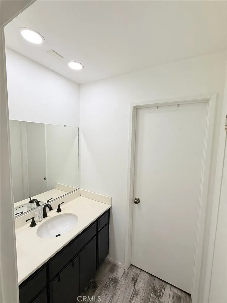 5722 E Stillwater, Orange, California 92869 home-pic-16
