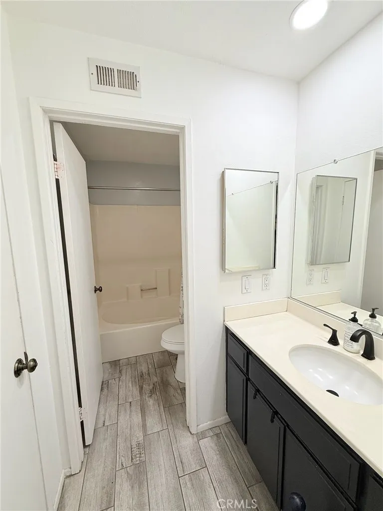 5722 E Stillwater, Orange, California 92869 home-pic-18