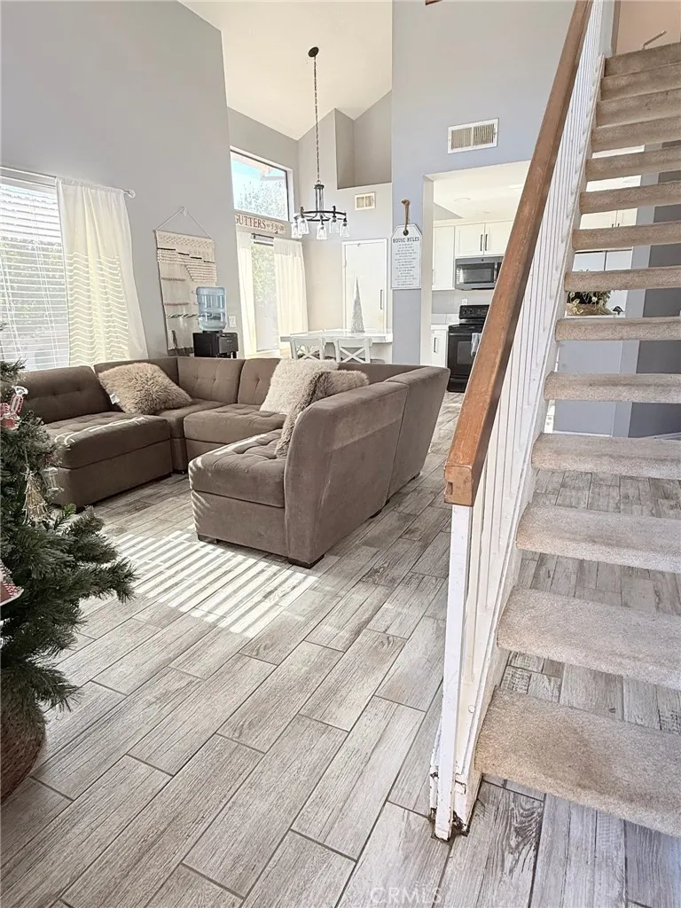 5722 E Stillwater, Orange, California 92869 home-pic-4