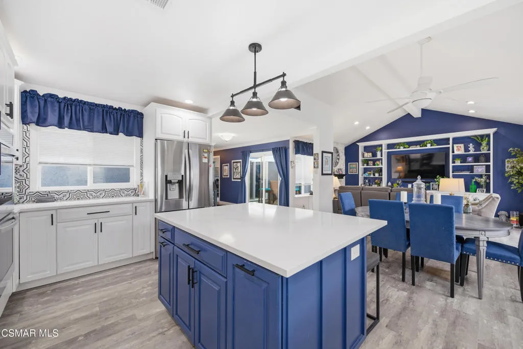 2497 Orangewood Place, Simi Valley, California 93065 home-pic-13