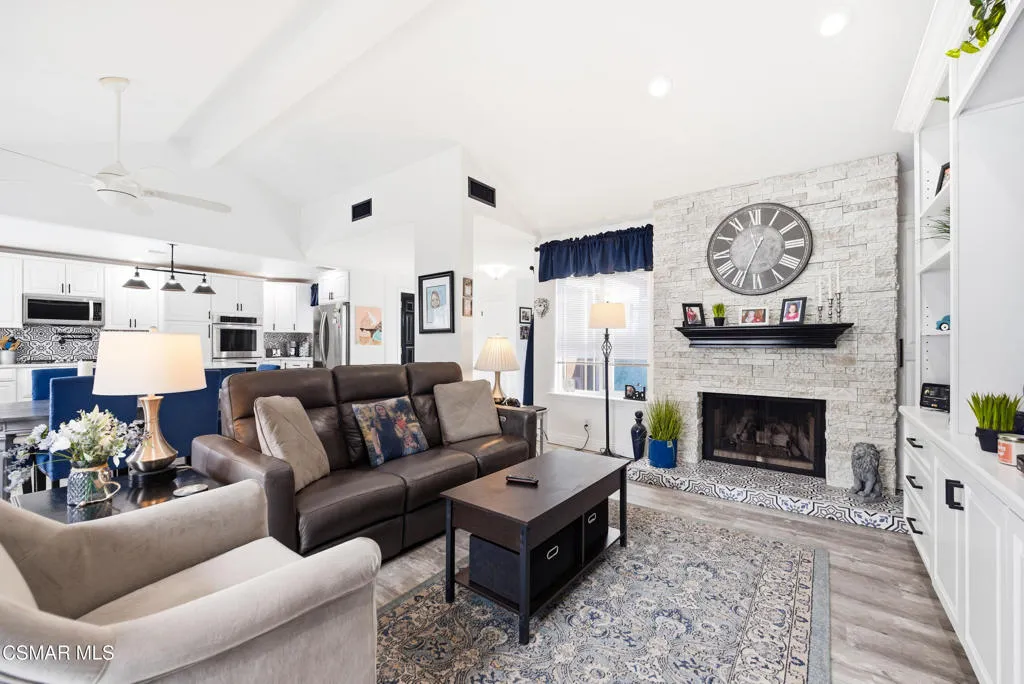 2497 Orangewood Place, Simi Valley, California 93065 home-pic-6