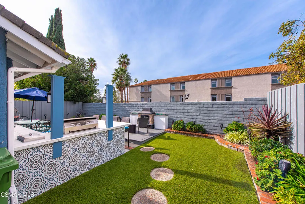 2497 Orangewood Place, Simi Valley, California 93065 home-pic-29
