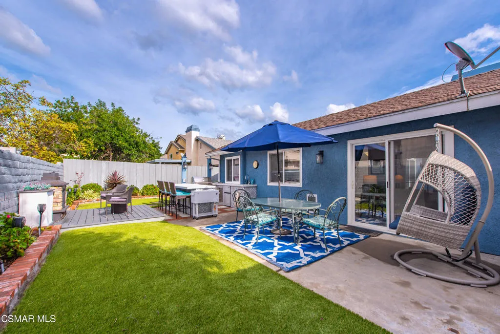 2497 Orangewood Place, Simi Valley, California 93065 home-pic-32