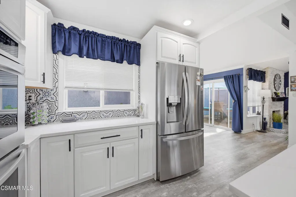 2497 Orangewood Place, Simi Valley, California 93065 home-pic-14