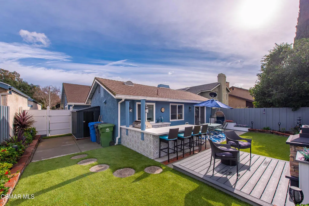 2497 Orangewood Place, Simi Valley, California 93065 home-pic-30