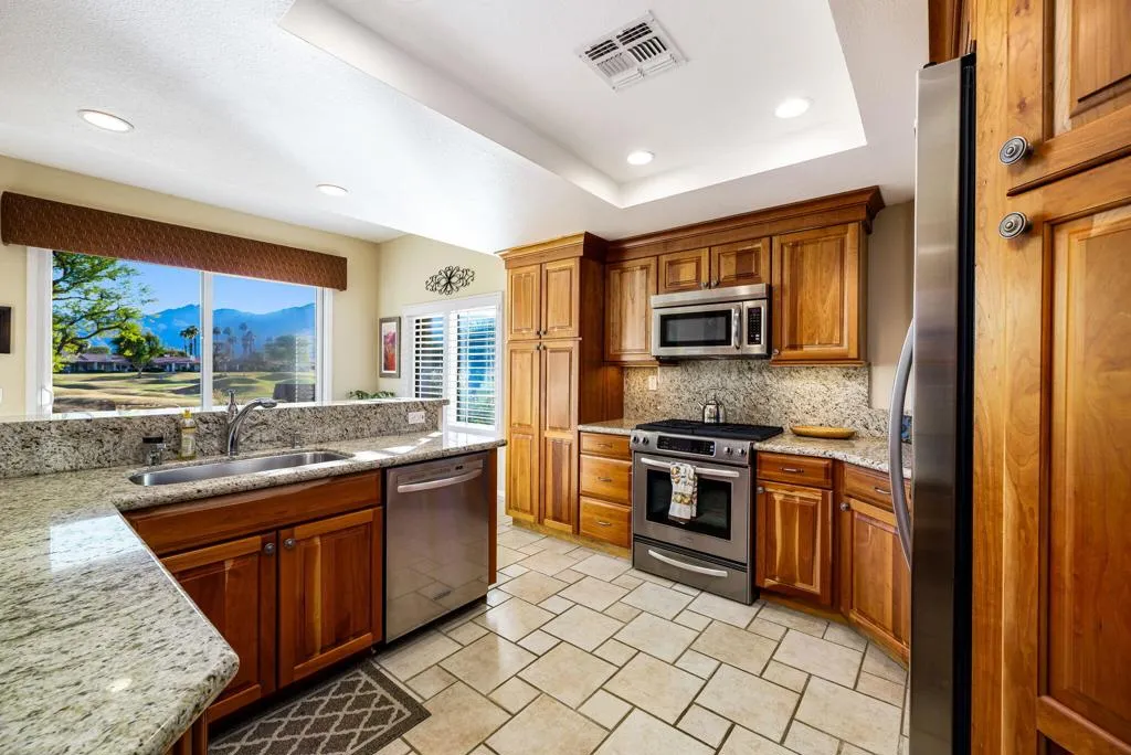 80691 Oak Tree, La Quinta, California 92253 home-pic-22