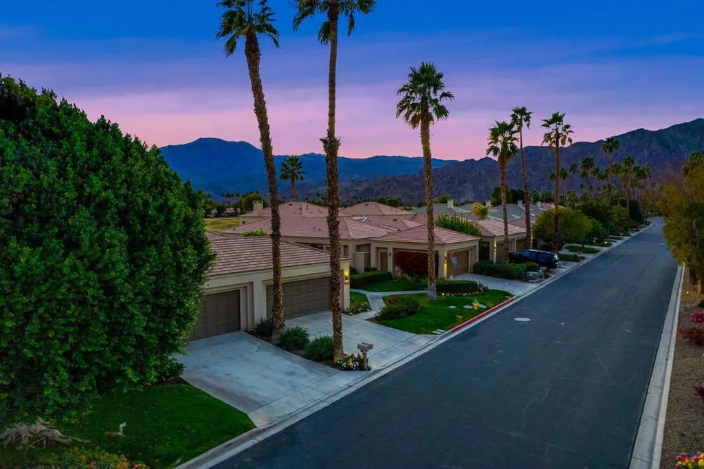 80691 Oak Tree, La Quinta, California 92253 home-pic-55