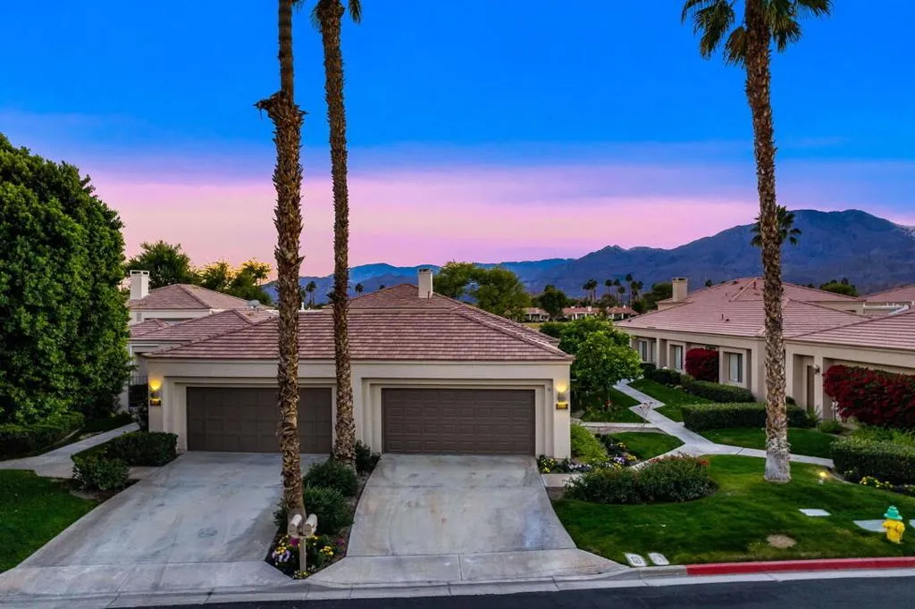 80691 Oak Tree, La Quinta, California 92253 home-pic-2