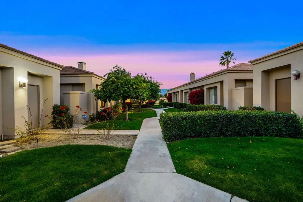 80691 Oak Tree, La Quinta, California 92253 home-pic-57