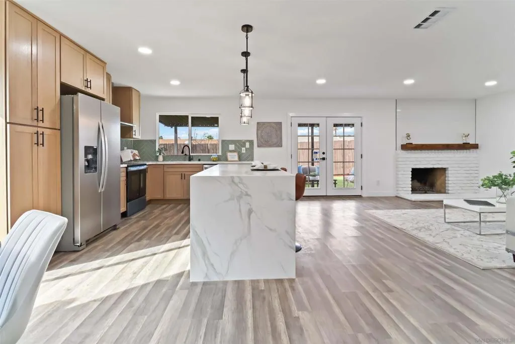 10902 Whippletree Ln., Spring Valley, California 91978 home-pic-17