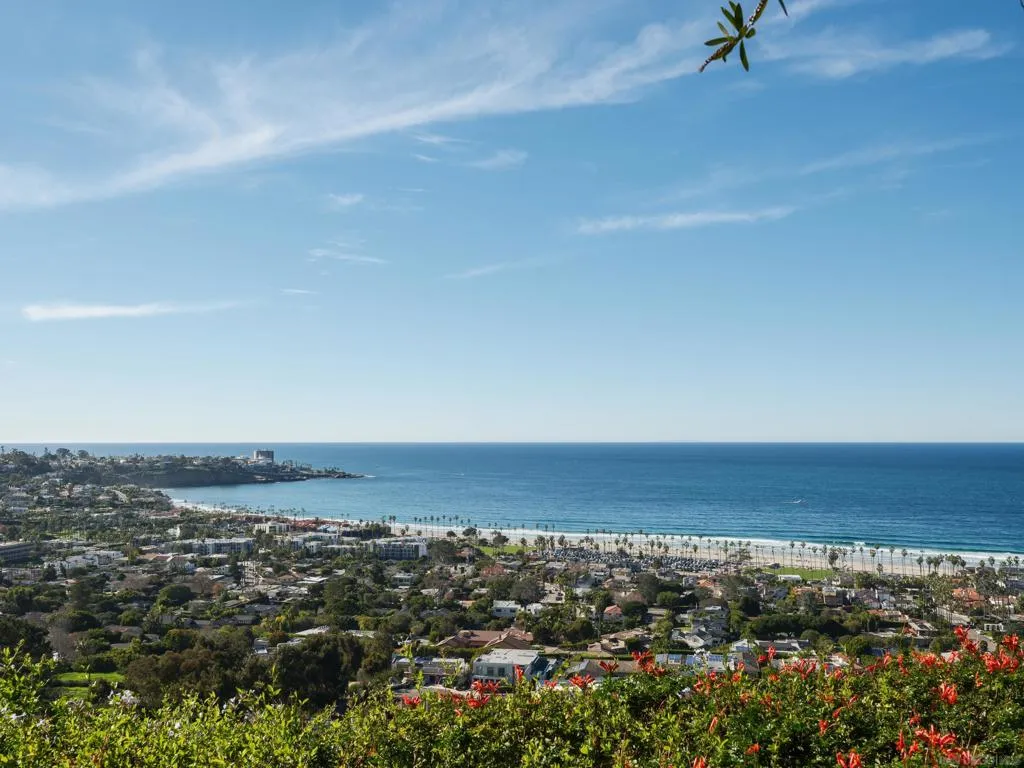8330 Prestwick Dr., La Jolla, California 92037 home-pic-7