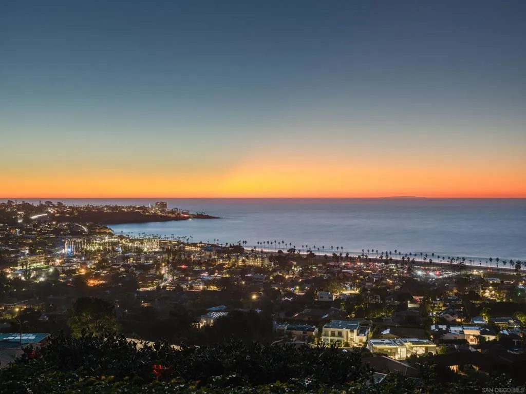 8330 Prestwick Dr., La Jolla, California 92037 home-pic-5