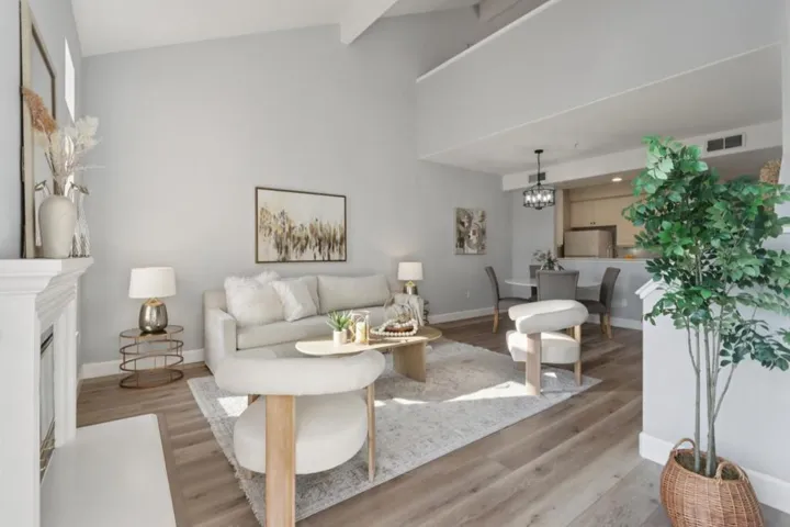 1951 Ofarrell Street 404, San Mateo, California 94403