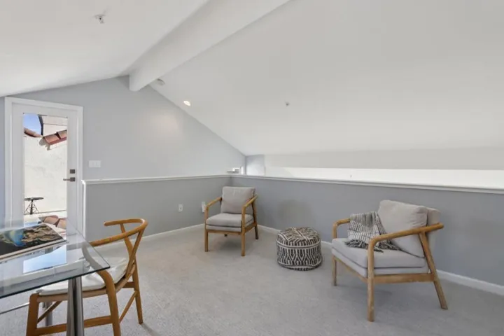 1951 Ofarrell Street 404, San Mateo, California 94403