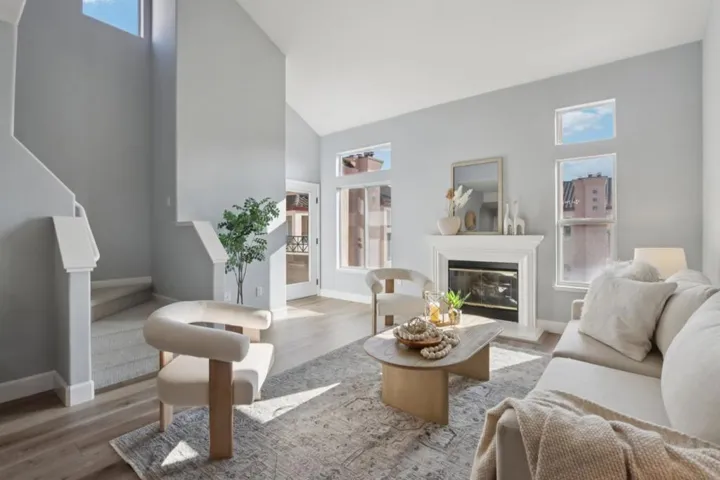 1951 Ofarrell Street 404, San Mateo, California 94403