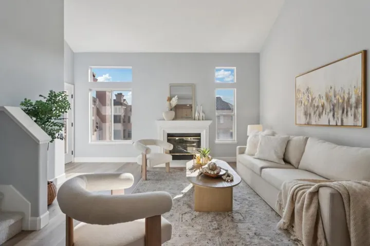 1951 Ofarrell Street 404, San Mateo, California 94403