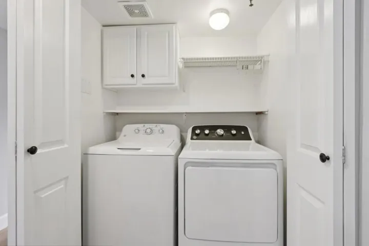 1951 Ofarrell Street 404, San Mateo, California 94403