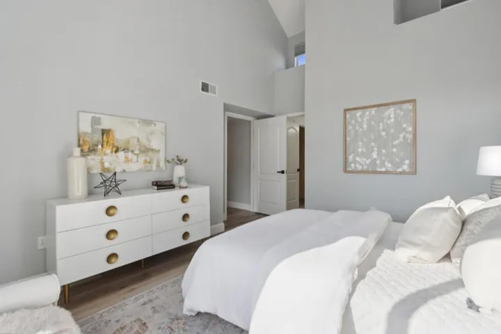 1951 Ofarrell Street 404, San Mateo, California 94403