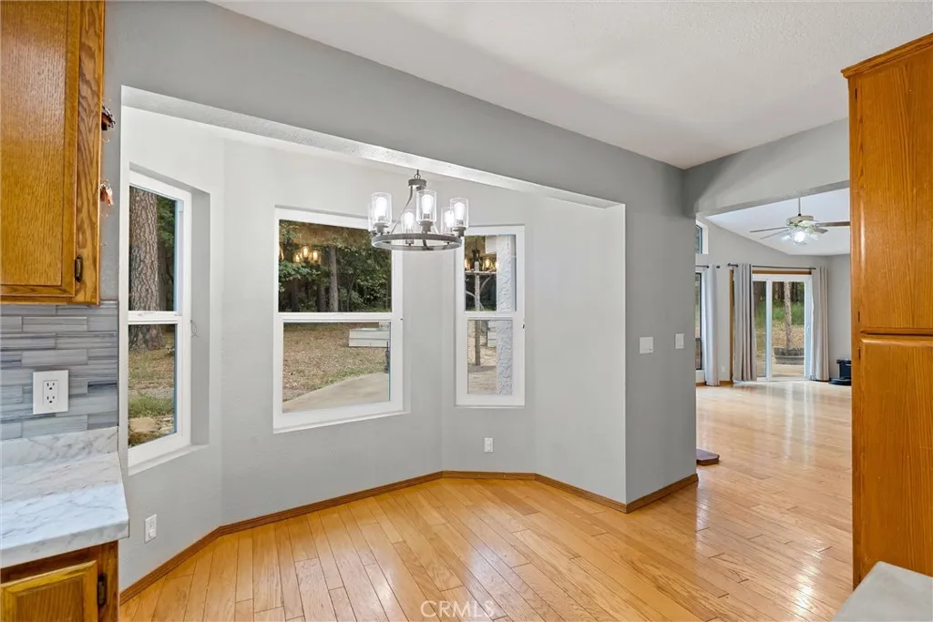 Dinning/kitchen nook