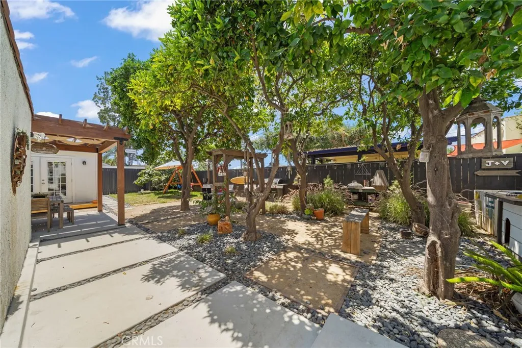 1612 E 65th, Long Beach, California 90805 home-pic-27