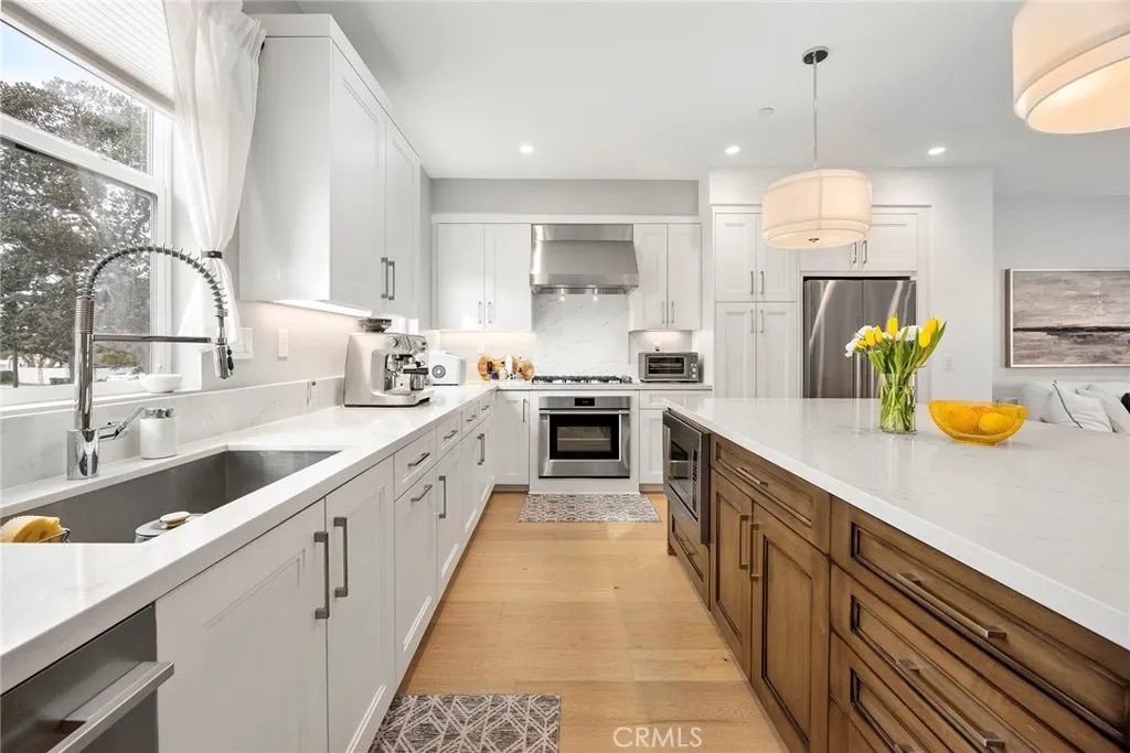 1173 Winslow, Newport Beach, California 92660 home-pic-2