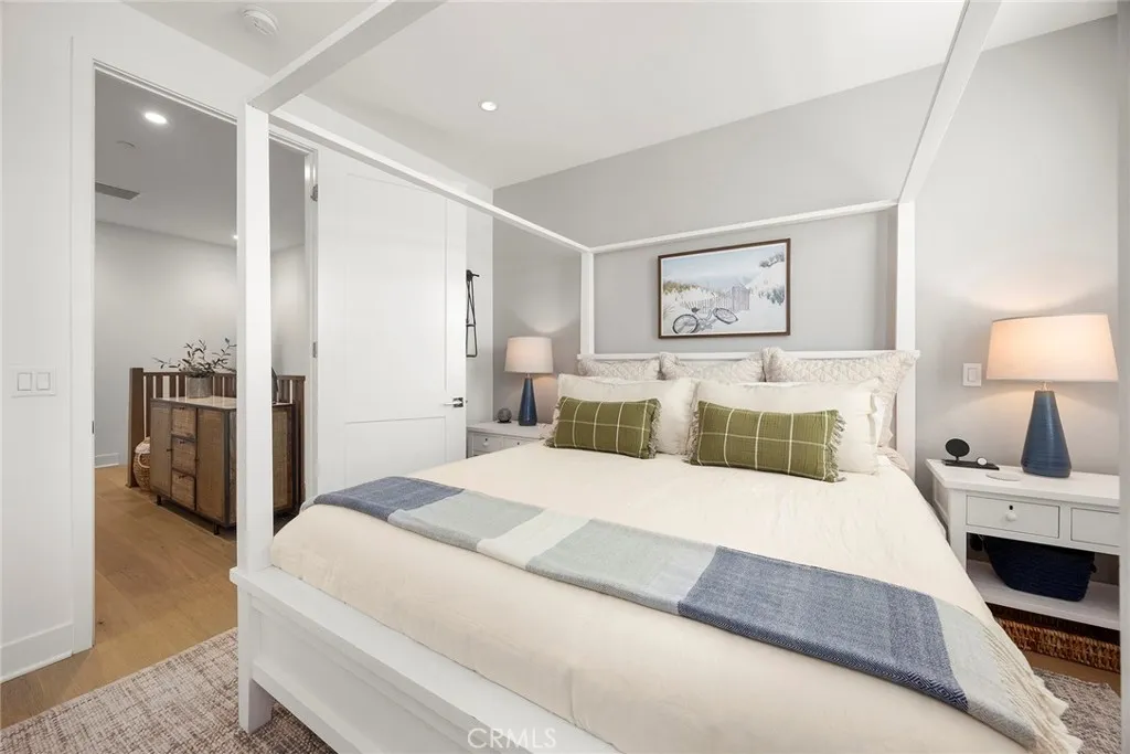 1173 Winslow, Newport Beach, California 92660 home-pic-22