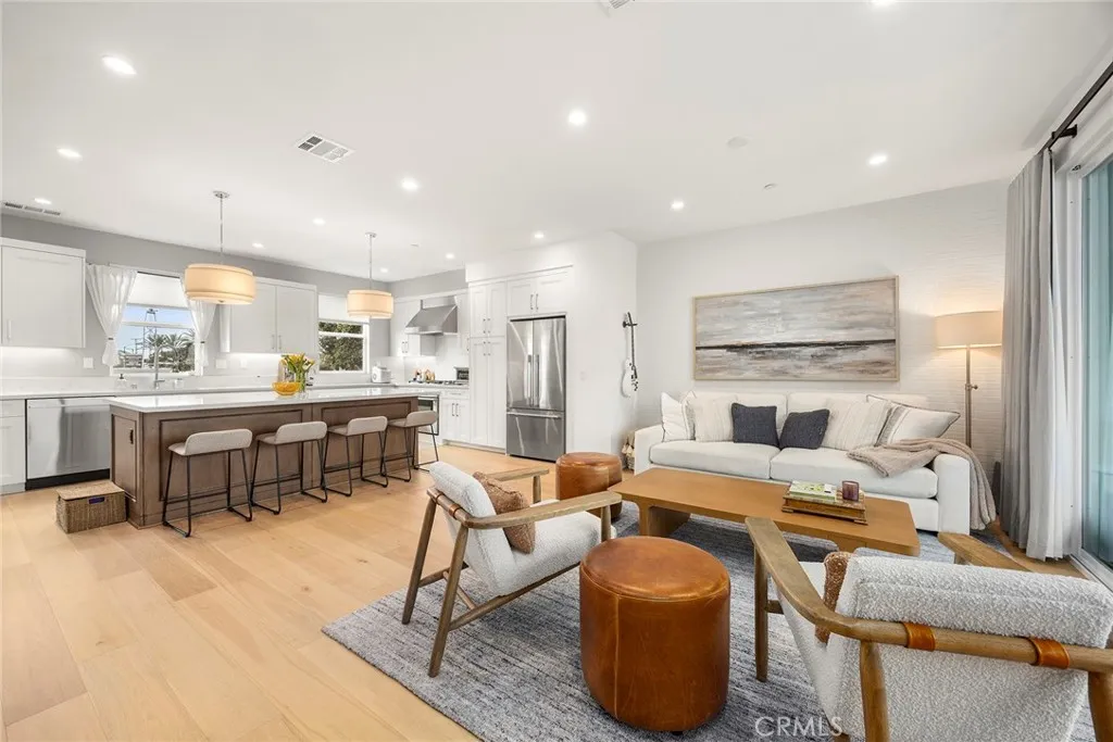 1173 Winslow, Newport Beach, California 92660 home-pic-12