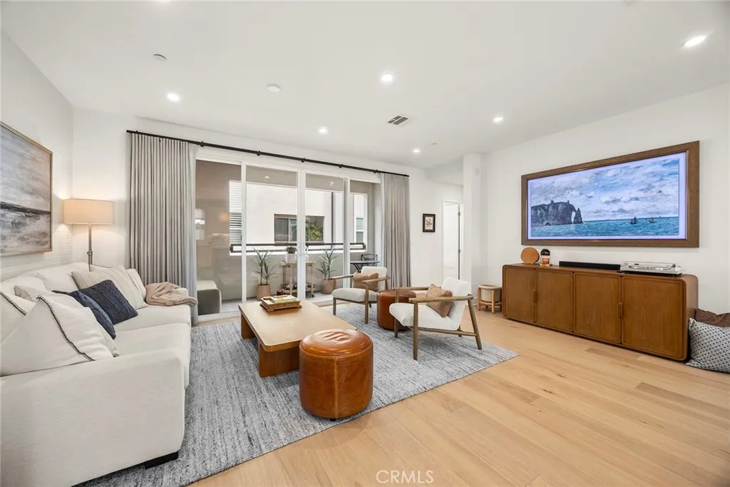 1173 Winslow, Newport Beach, California 92660 home-pic-14