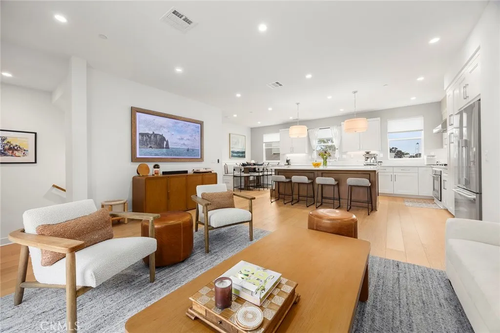 1173 Winslow, Newport Beach, California 92660 home-pic-15