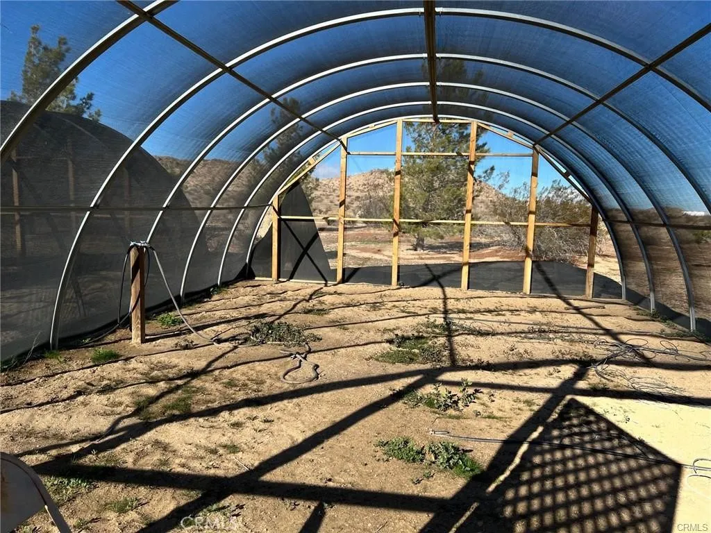 195 Old El Mirage Road, Adelanto, California 92301 home-pic-32