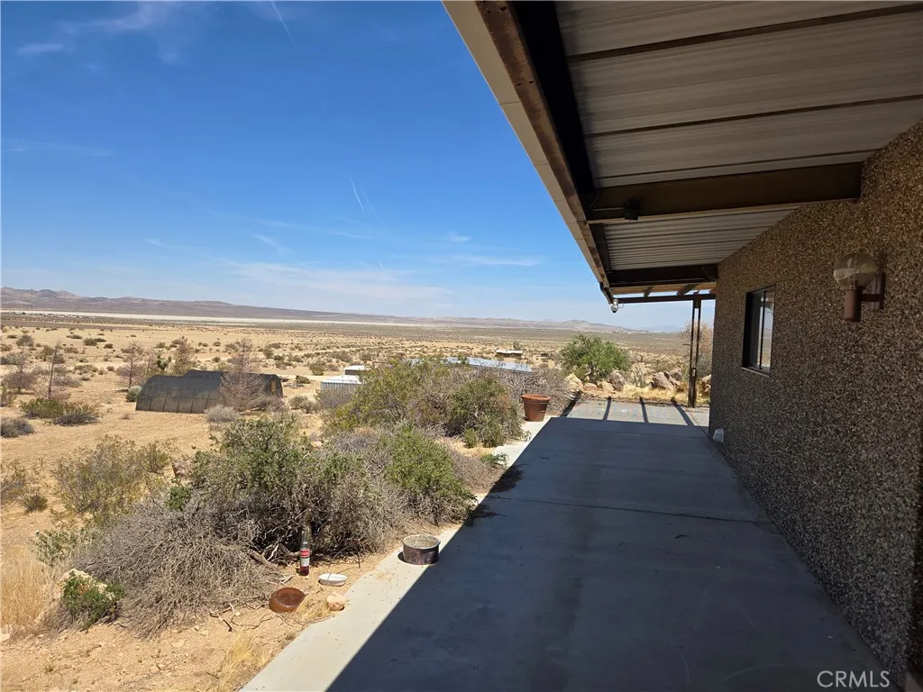 195 Old El Mirage Road, Adelanto, California 92301 home-pic-11