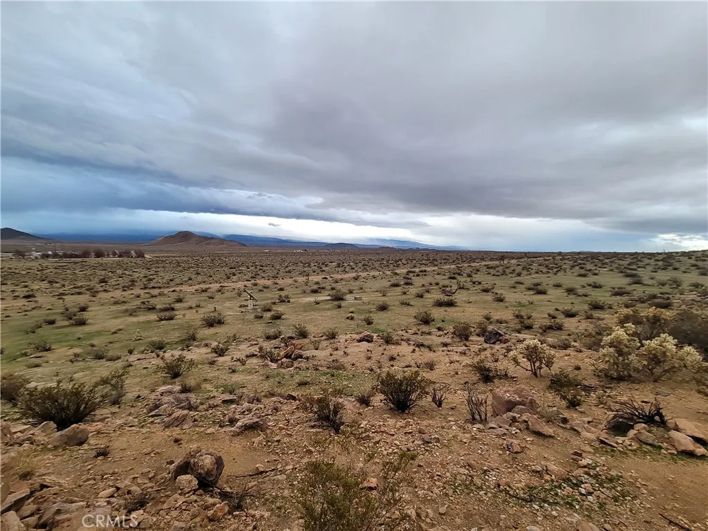 195 Old El Mirage Road, Adelanto, California 92301 home-pic-8